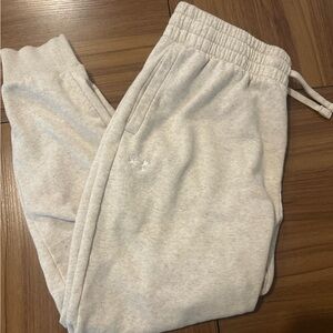 Under Armour Womens cream Heathered Sweats